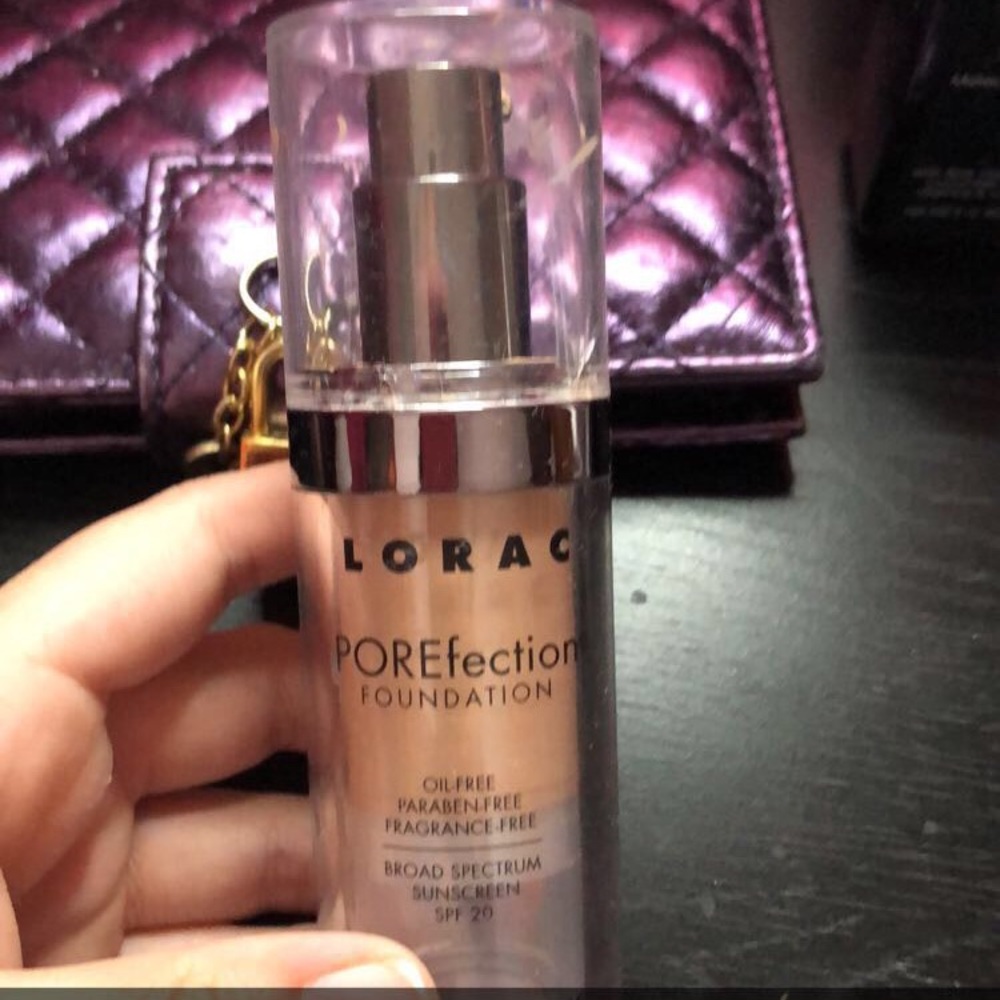 Lorac porefection liquid foundation